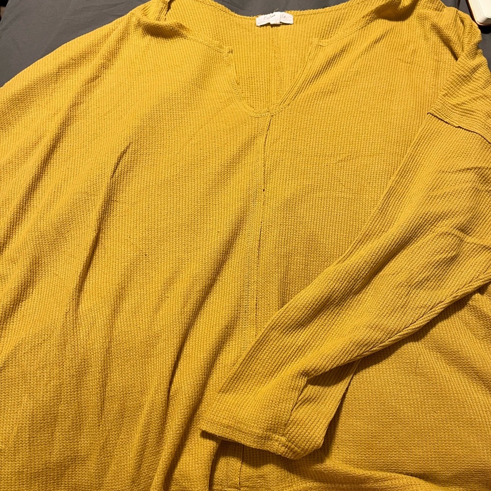 Raw hem cropped shirt